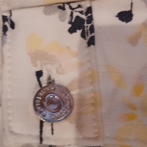 White House Black Market Stylish White Floral Print Slim Jeans - Picture 4 of 11